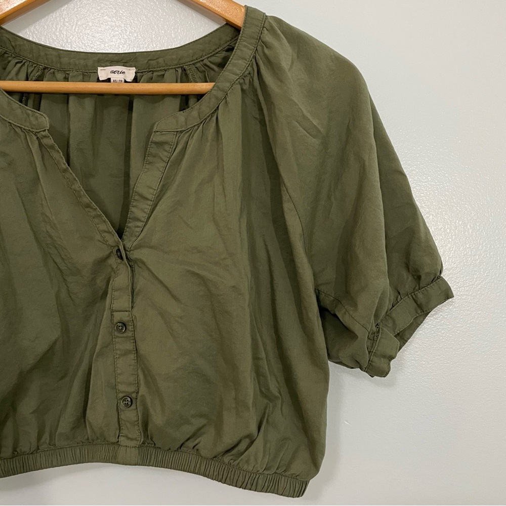 Aerie Olive Green Split Henley Neck Bubble Sleeve Cropped Women's Top XS - Picture 4 of 9